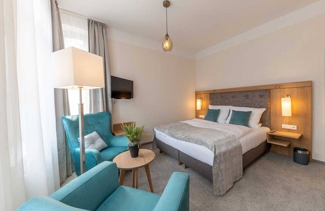 Standard double room 5 (ground floor right) - 24/7 self-check-in, 14008