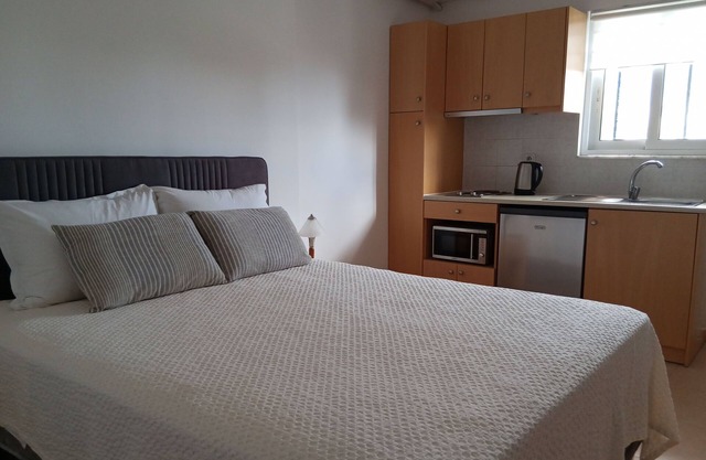 Standard Family Suite Kiotari Beach
