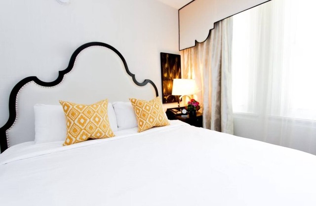 Standard King, Churchill Hotel, Business Center, Dupont Circle Proximity