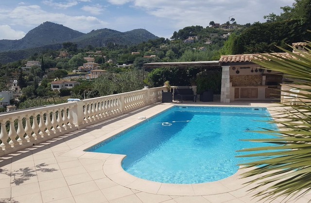 STANDING F1House swimming pool sea view wifi parking