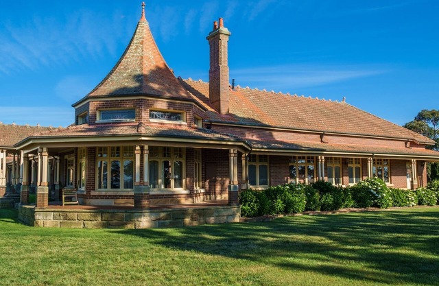 Stanhope Bowral - Luxury Home with 360 Views