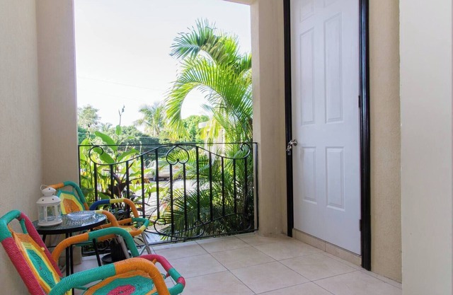 Star Tree- 2 Bedroom Condo 10 mins to New Kingston