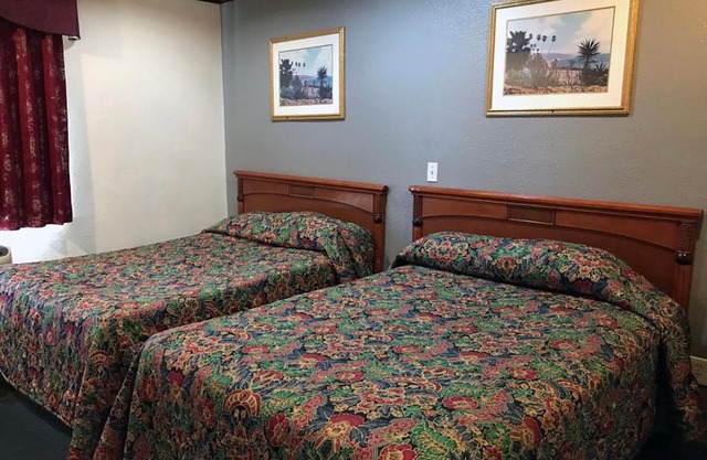 Starlight Inn Canoga Park