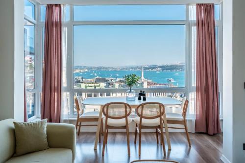 Stay Beyond the Bosphorus #5