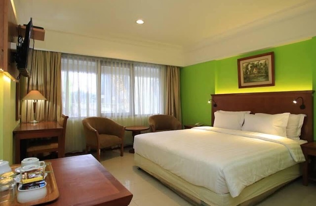 Stay 'd Kuningan