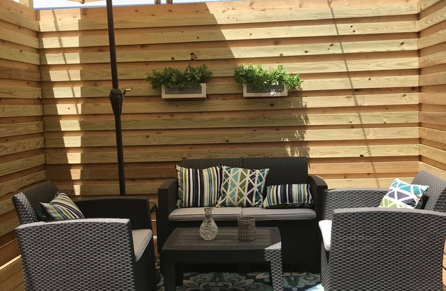 Stay in an old Historic Building in Downtown Frankston Square