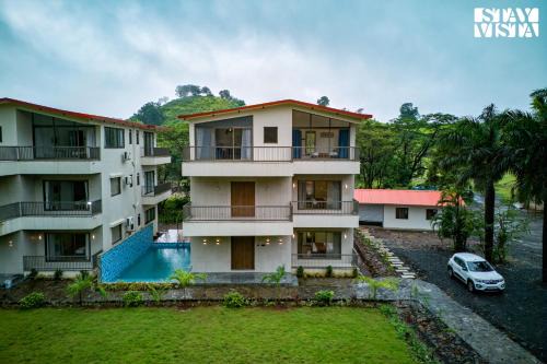 StayVista at Mount Bliss with Mountain Views, AC, WiFi