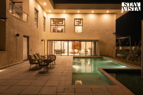 StayVista's The Sweet Life - 5BHK Farm-View Pet-Friendly Villa with Outdoor Pool