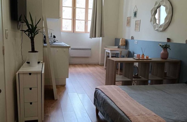 Stella Studio cosy, proche tram - Parking