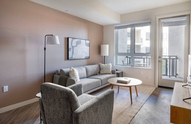 Stellar Emeryville 1BR w/Spin Studio & A/C, nr Mall, by Blueground