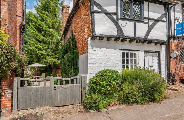 Step back in time and stay in this Grade II listed period holiday cottage with its slanted walls and