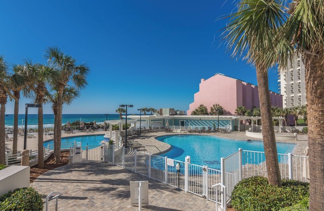 Steps to the Beach - Great for Families - Beach Front Building