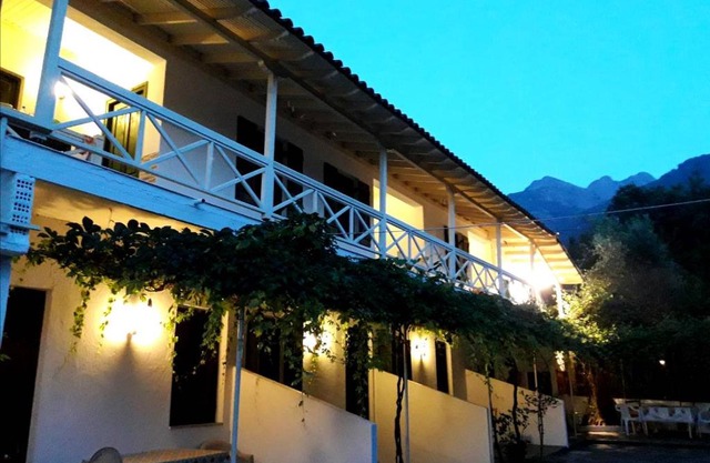 Stergiou Rooms