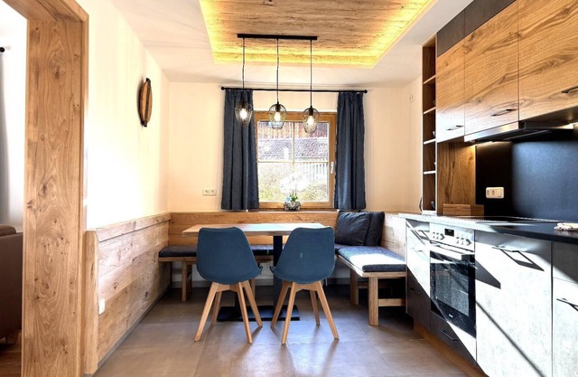 Stilvoll eingerichtete Ferienwohnung mit eigener Südterrasse