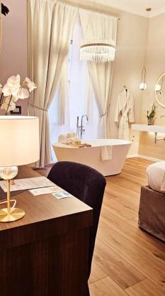 STOA ROME Boutique Suites