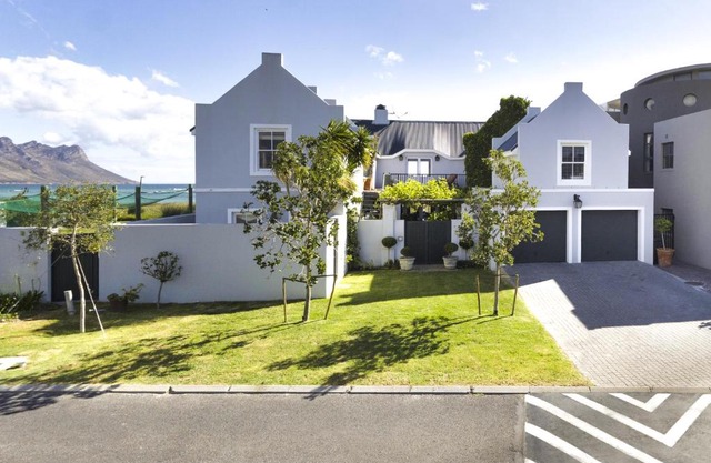 Strand Beach Lodge