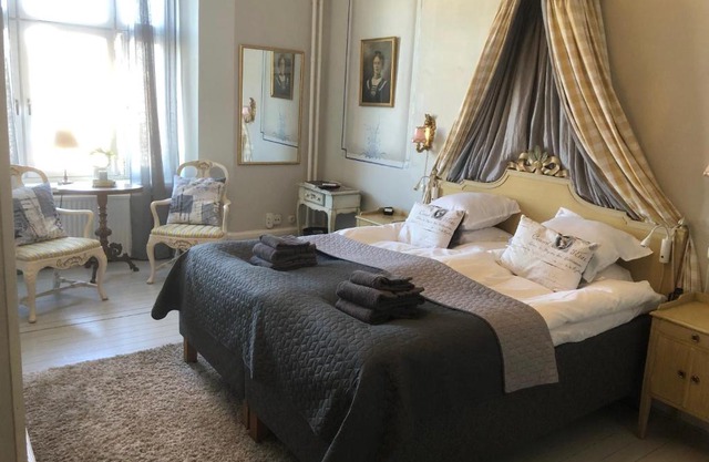 Strand Hotel