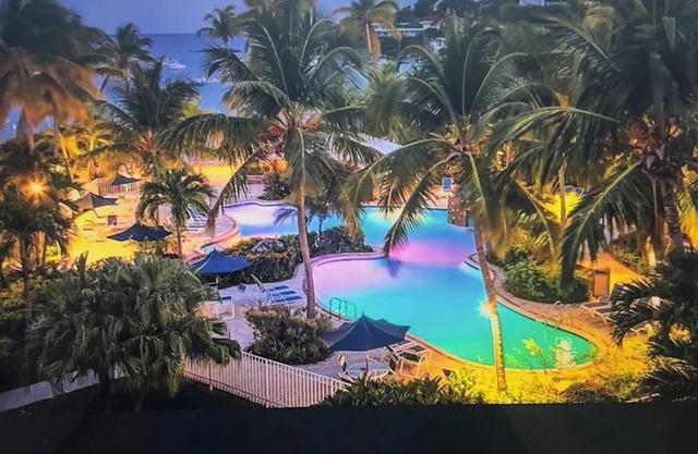 STRESS Reducing Views, Beaches, FUN and Luxury amenities at Cloud Nine.