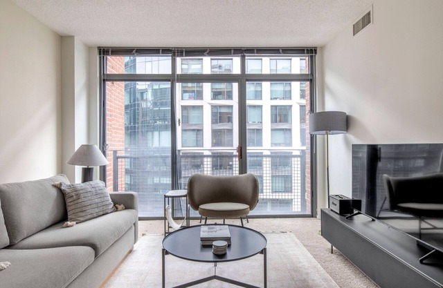 Striking Navy Yard 1BR w/Roof Pool & W/D, nr Nightlife, by Blueground