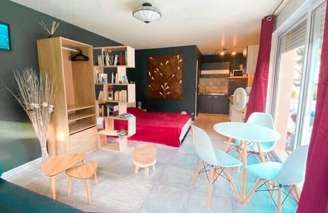 Studio 2/4 Pers-piscine-25mn Rocade Bordeaux, Piscine, Entre Bdx et St Emilion