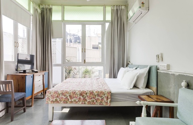 Studio 37 with private balcony