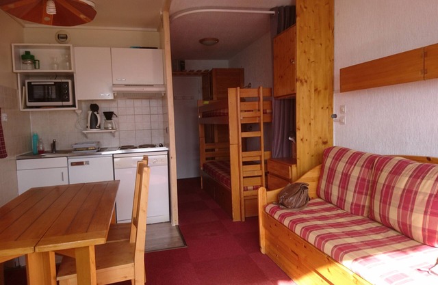 Studio 4 prs 1sdb Pied des Pistes any comfort balcony south sun beautiful view
