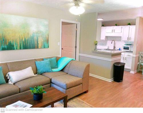 Studio 415 - Convenient 1st Floor with Accessible Self Check-in