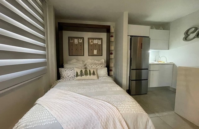 Studio, a walk away from the Beach