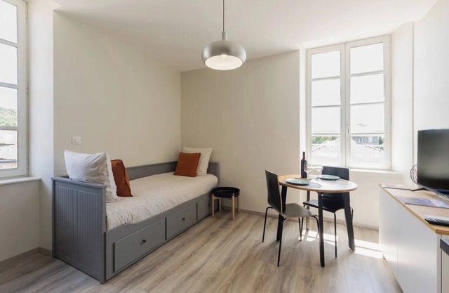 Studio Apartment 'Syrah' with Wi-Fi and Air Conditioning