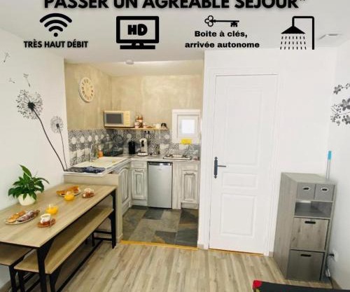 Studio centre village Soligny la Trappe proche Mortagne au perche -Sanateflo -