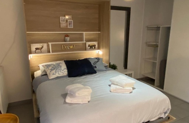 Studio Chic Little Bohême proche hôpitaux, 15 mn du centre