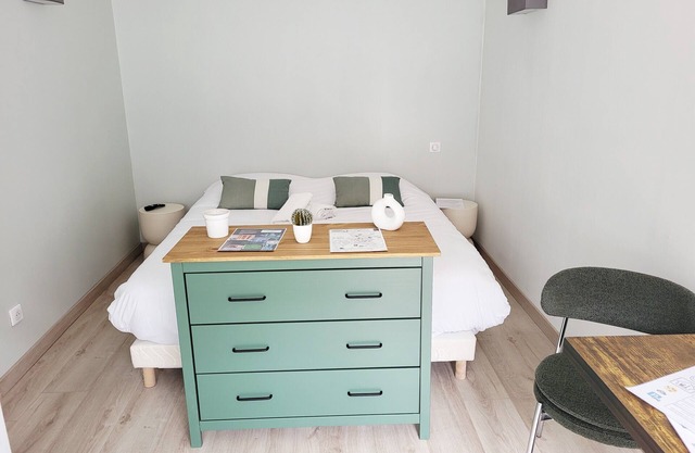 Studio-Comfort-Ensuite with Bath
