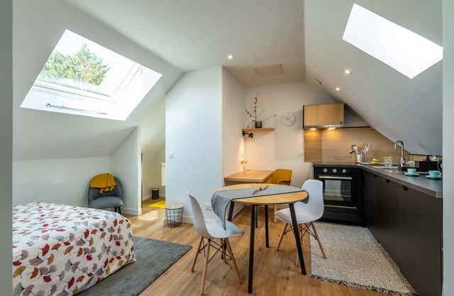Studio D, in the center of town, cosy and warm.