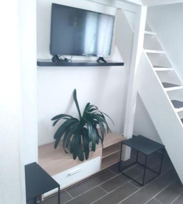 Studio dans le grand Paris, 5mn des transports pour visiter Paris, Versailles etc