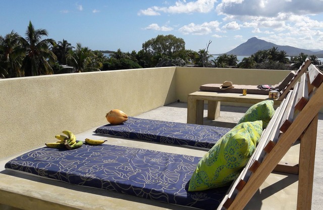 Studio F Tropical Dreams Nature Hiking Kiting Beaches