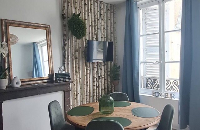 Studio Familial en Centre-ville à 5 Minutes du Château de Blois