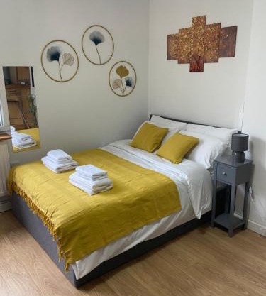 Studio flat in West Kensington