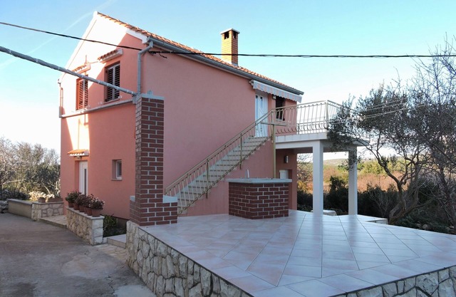 Studio flat with terrace Veli Rat, Dugi otok (AS-436-a)
