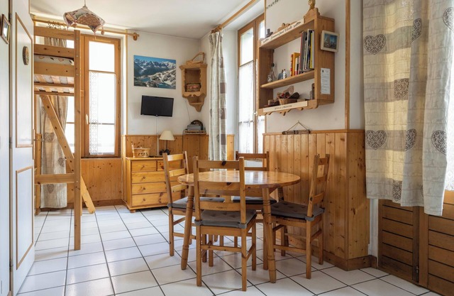 Studio in Centre Village St Gervais with Balcony