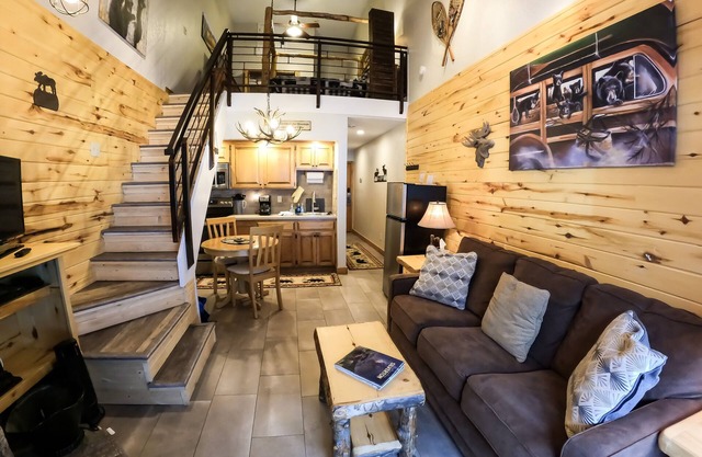 Studio Loft - Kitchenette, King bed !