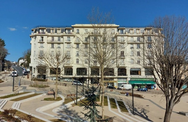 Studio Meublé Idéalement Situé Entre le Resort et le Parc Thermal