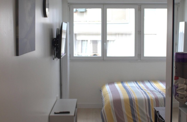 Studio Paris Sud à Côté du Métro