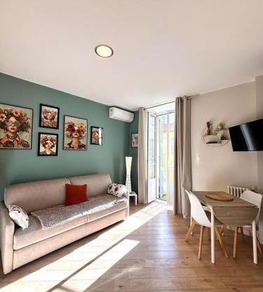 studio plein centre ville rue piétonne