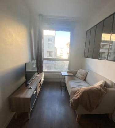 Studio proche Paris