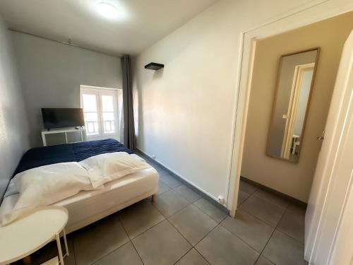 Studio TK8 - Centre-Ville Meaux - Proche Disneyland
