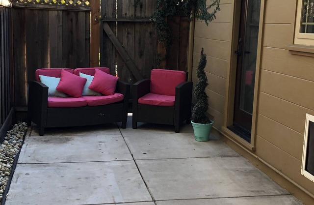 Studio with kitchen in Willow Glen-95125