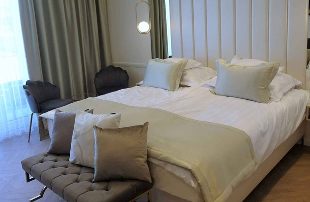 Studio with luxurious furnishings only 150 m from the lake