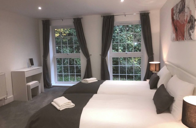 Stunning 3 bed lodge on private estate