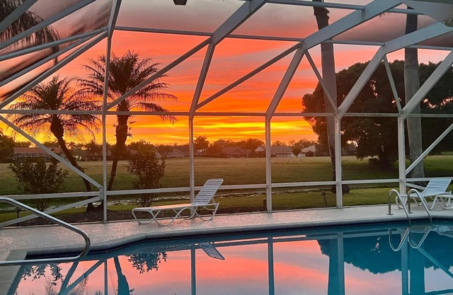 Stunning 4 BR Pool Home Close to Horse Shows and Polo! Weekly rental.