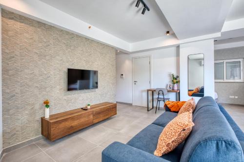 Stunning apartment Heart of St Julians Sleeps 5